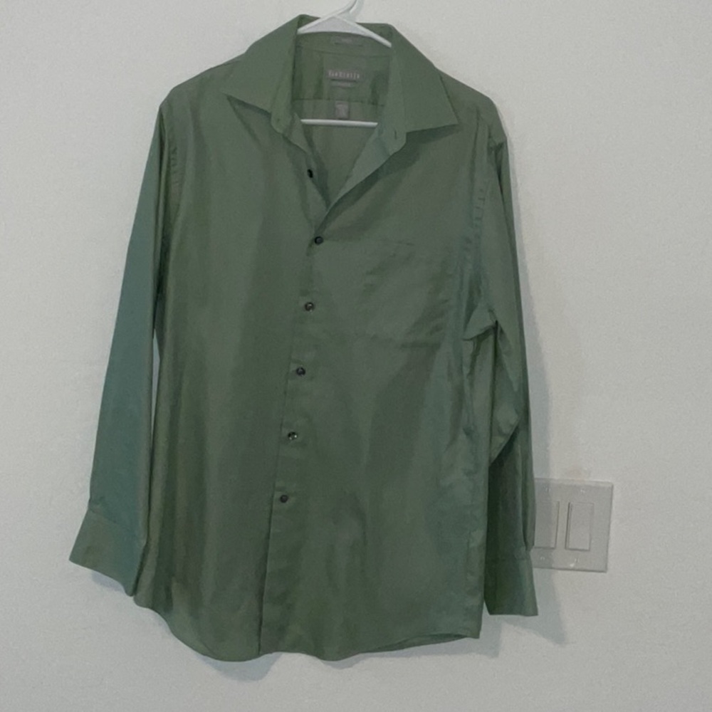 Van Heusen Men's Green Dress Shirt